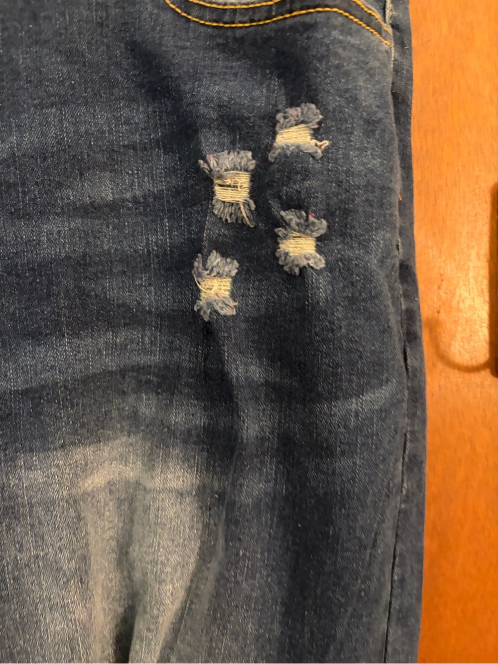 Distressed High-Rise Women's Jeans - Blue - Picture 3 of 5